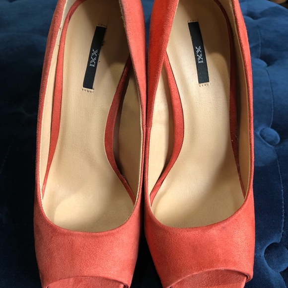 NWOB Forever 21 peep toe Platforms heels - Picture 6 of 8